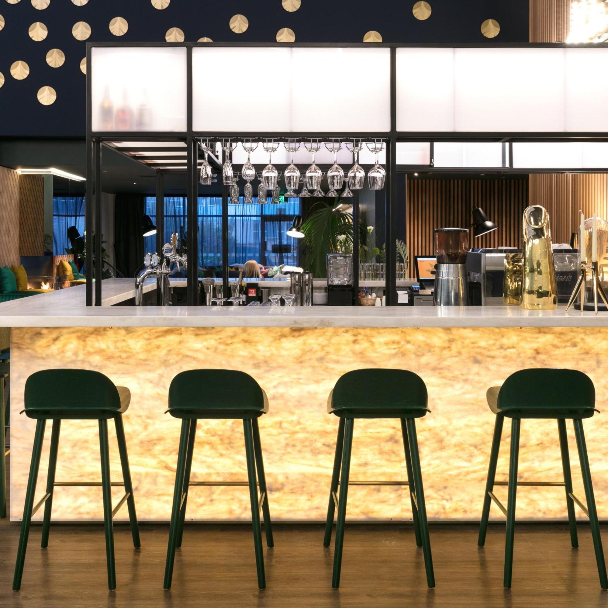 Naumi Auckland Airport Hotel Экстерьер фото